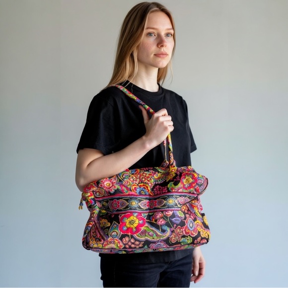 VERA BRADLEY -  GRAND TRAVEL WEEKENDER - Picture 3 of 13
